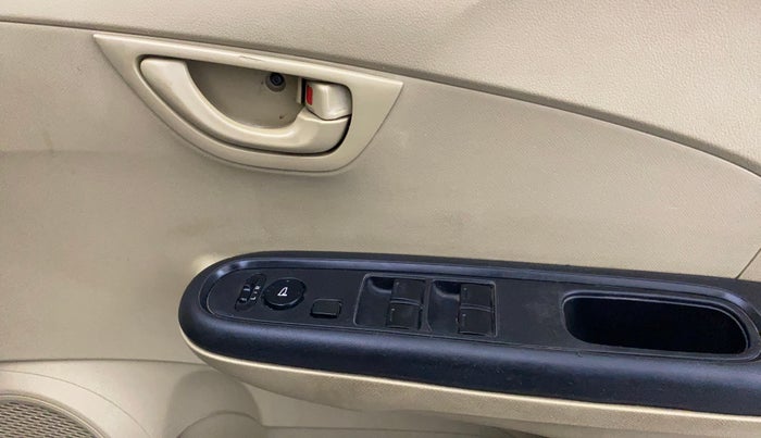 2018 Honda Amaze 1.2L I-VTEC S OPT, CNG, Manual, 33,454 km, Driver Side Door Panels Control