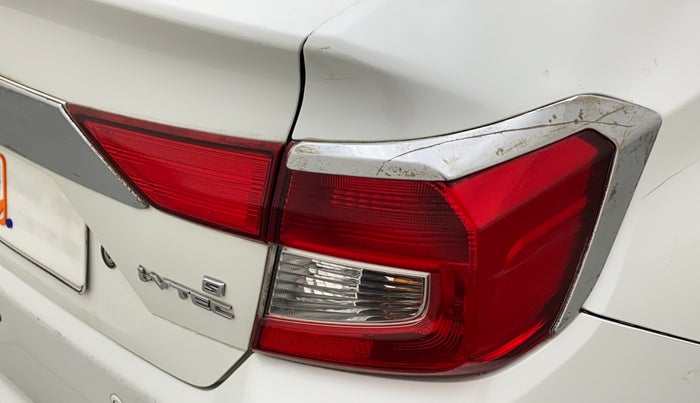 2019 Honda Amaze 1.2L I-VTEC S, Petrol, Manual, 22,572 km, Right tail light - Minor scratches