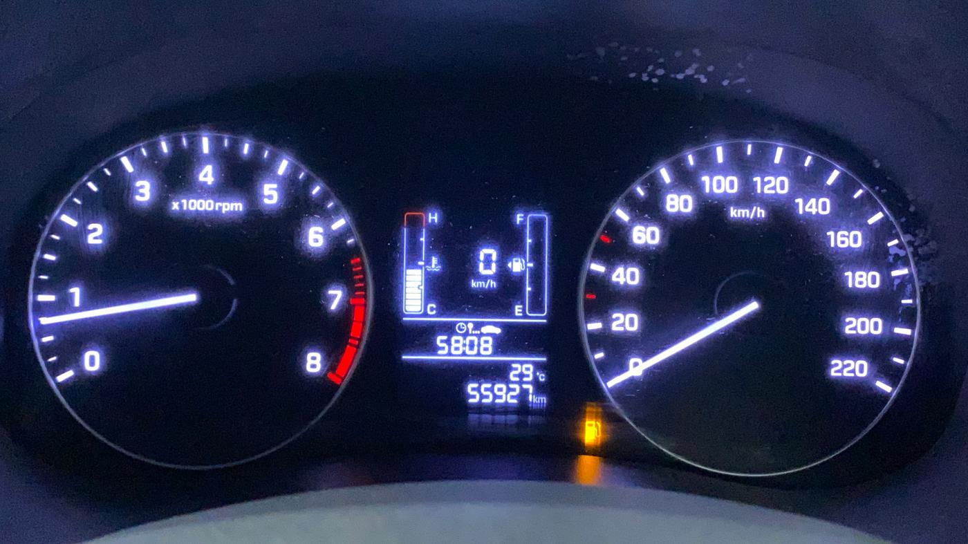 2017 Hyundai Creta SX PLUS 1.6 PETROL DUAL TONE, Petrol, Manual, 56,111 km, Odometer Image