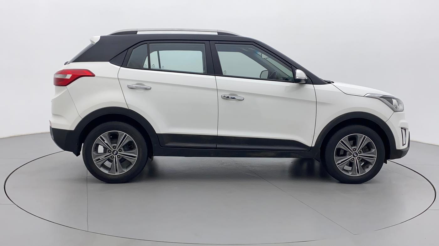 2017 Hyundai Creta SX PLUS 1.6 PETROL DUAL TONE, Petrol, Manual, 56,111 km, Right Side View