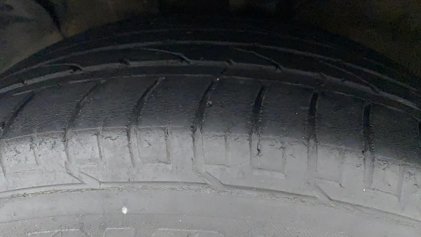 2017 Hyundai Creta SX PLUS 1.6 PETROL DUAL TONE, Petrol, Manual, 56,111 km, Left Front Tyre Tread