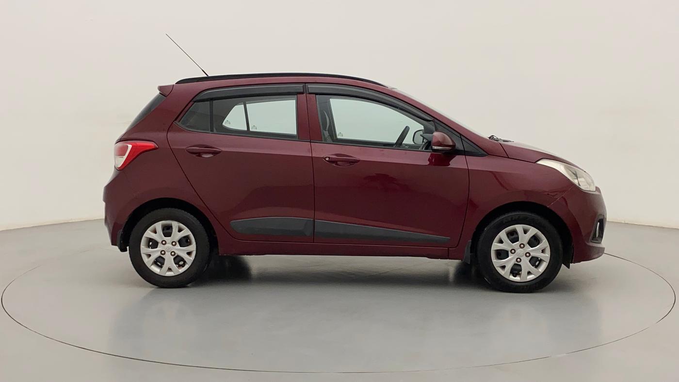 2016 Hyundai Grand i10 SPORTZ 1.2 KAPPA VTVT, Petrol, Manual, 82,571 km, Right Side View