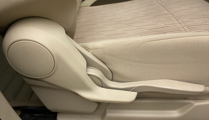 2022 Maruti Ertiga ZXI SHVS, Petrol, Manual, 32,437 km, Driver Side Adjustment Panel