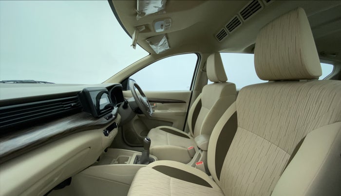 2022 Maruti Ertiga ZXI SHVS, Petrol, Manual, 32,437 km, Right Side Front Door Cabin