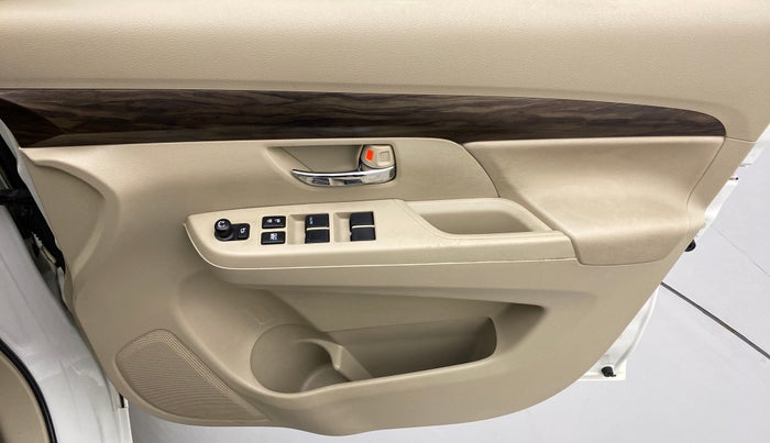 2022 Maruti Ertiga ZXI SHVS, Petrol, Manual, 32,437 km, Driver Side Door Panels Control