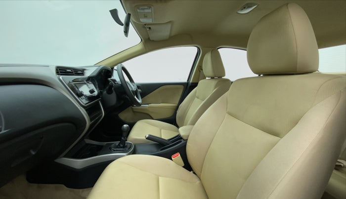 2016 Honda City V MT PETROL, Petrol, Manual, 62,146 km, Right Side Front Door Cabin