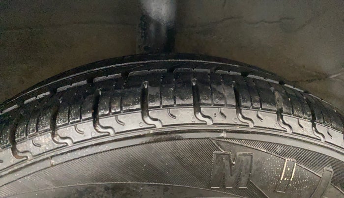 2019 Hyundai NEW SANTRO SPORTZ MT, Petrol, Manual, 1,17,470 km, Right Rear Tyre Tread