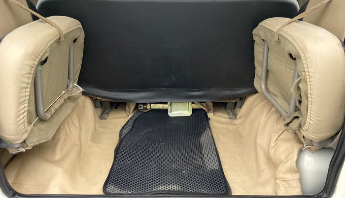 2018 Mahindra Bolero Power+ SLX, Diesel, Manual, 53,050 km, Boot Inside