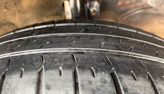 2024 Maruti Ertiga VXi (O), Petrol, Manual, 34,968 km, Right Front Tyre Tread