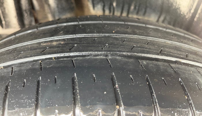 2024 Maruti Ertiga VXi (O), Petrol, Manual, 34,968 km, Right Rear Tyre Tread