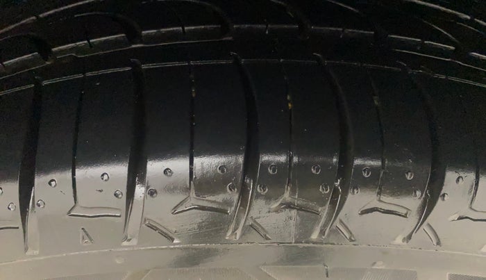 2018 Hyundai i20 Active 1.2 SX DUAL TONE, Petrol, Manual, 44,751 km, Left Rear Tyre Tread