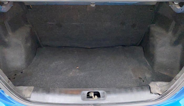 2013 Maruti Swift Dzire VXI, Petrol, Manual, 69,183 km, Boot Inside