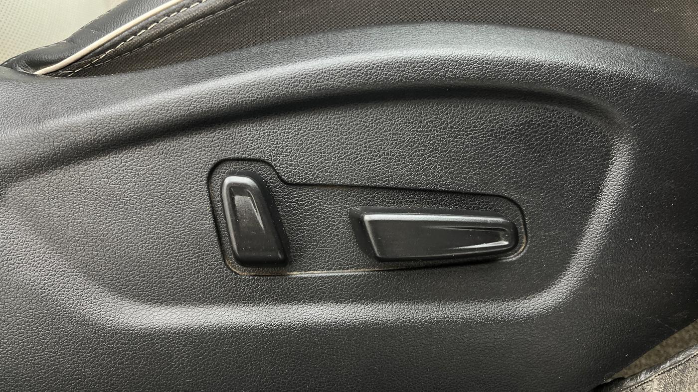 2021 Hyundai Creta SX (O) IVT 1.5 PETROL, Petrol, Automatic, 76,695 km, Driver Side Adjustment Panel