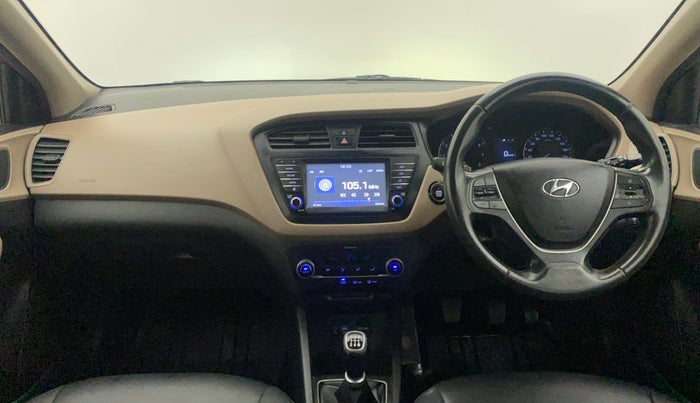 2017 Hyundai Elite i20 ASTA 1.2 (O), Petrol, Manual, 71,699 km, Dashboard