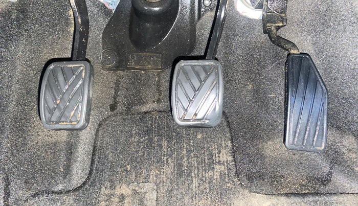 2022 Maruti IGNIS SIGMA 1.2, Petrol, Manual, 96,608 km, Pedals