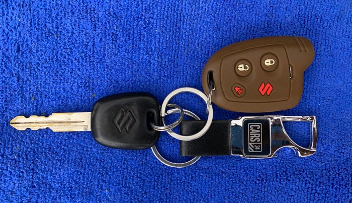 2019 Maruti Alto 800 LXI, Petrol, Manual, 45,424 km, Key Close Up