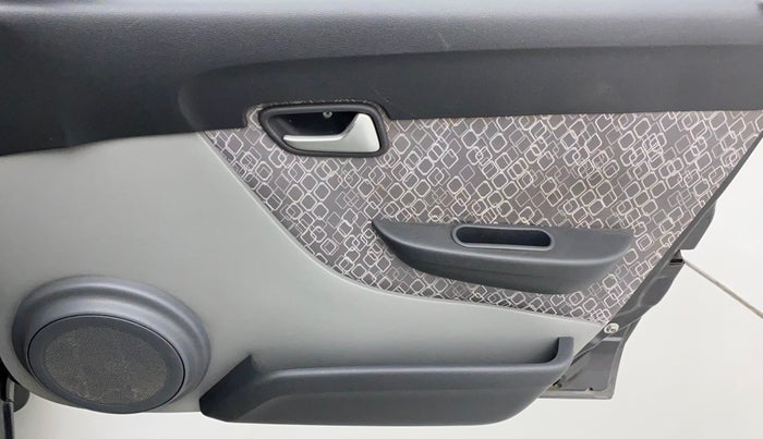 2019 Maruti Alto 800 LXI, Petrol, Manual, 45,424 km, Driver Side Door Panels Control