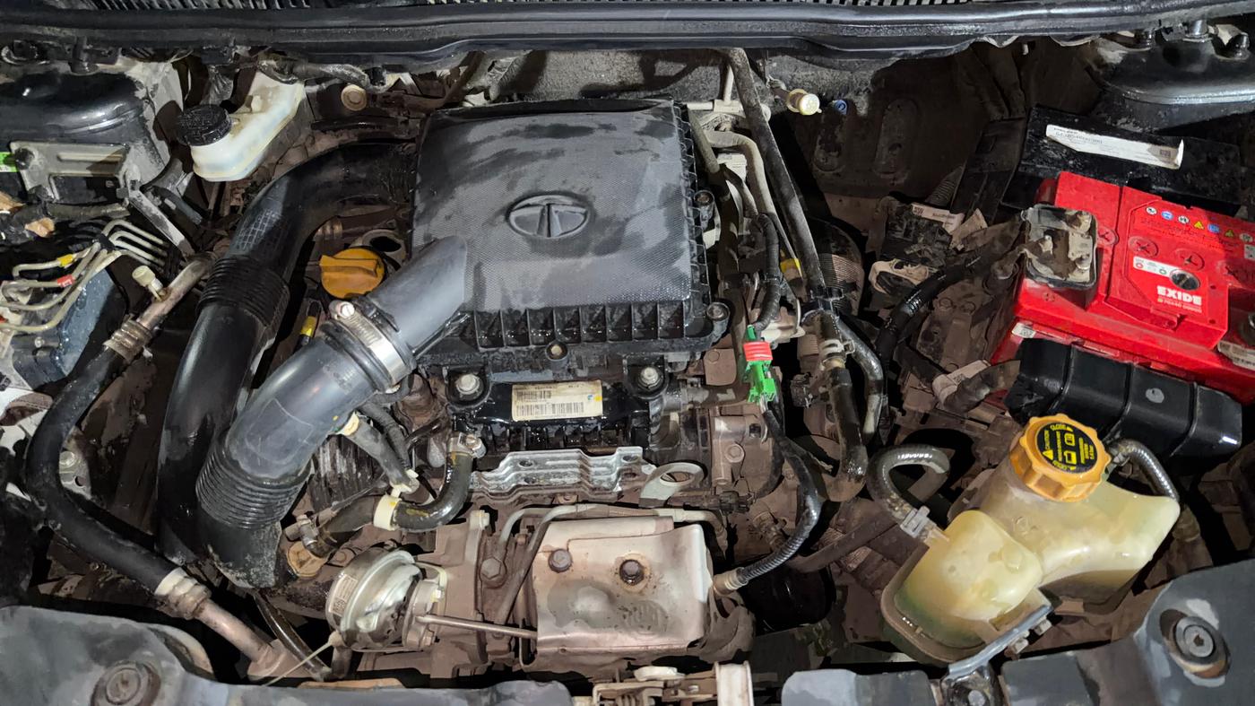 2018 Tata NEXON XZ PLUS PETROL, Petrol, Manual, 57,856 km, Engine View