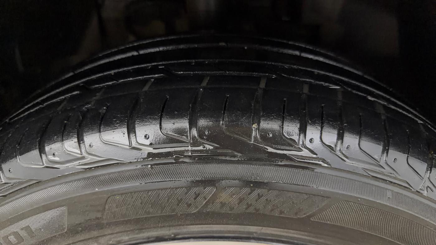 2018 Tata NEXON XZ PLUS PETROL, Petrol, Manual, 57,856 km, Right Front Tyre Tread