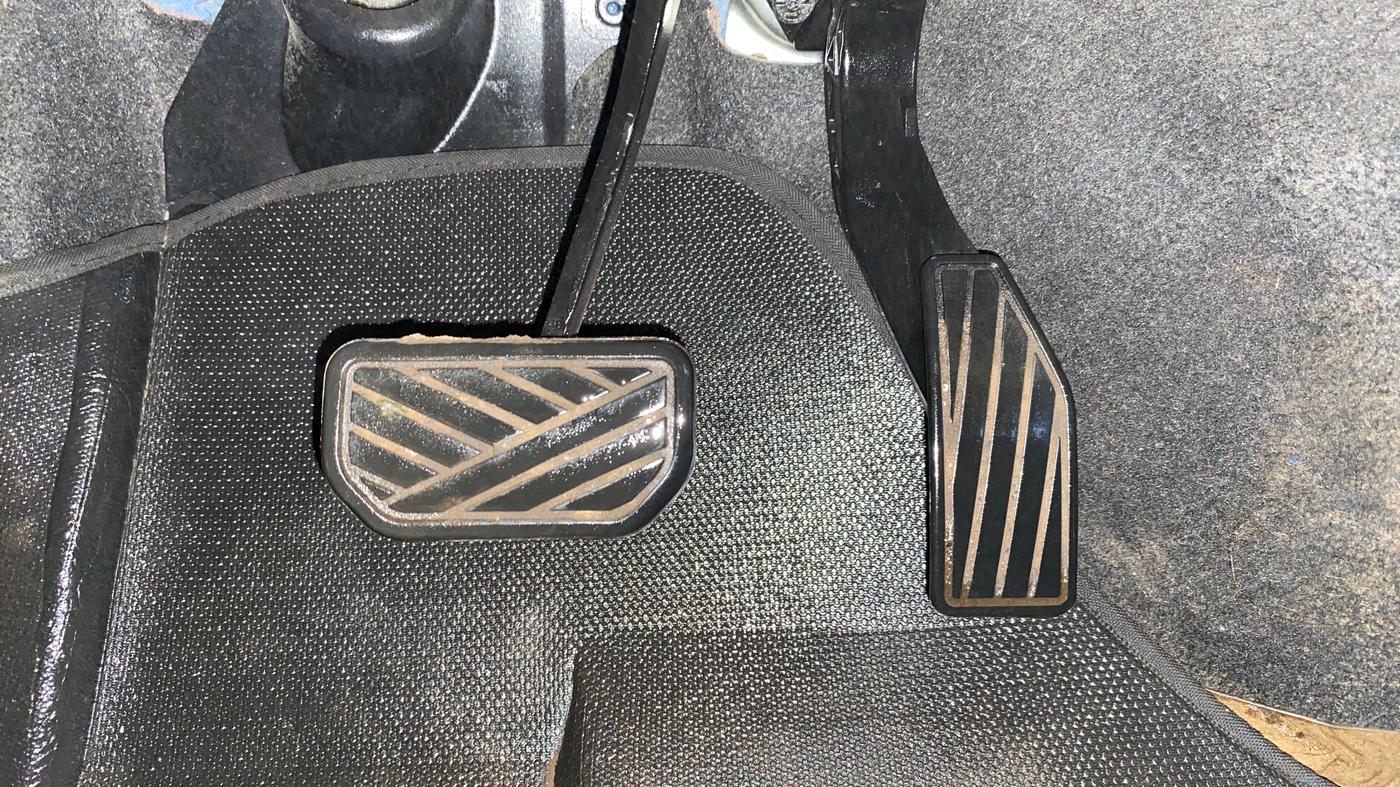 2018 Maruti IGNIS ZETA 1.2 AMT, Petrol, Automatic, 41,065 km, Pedals