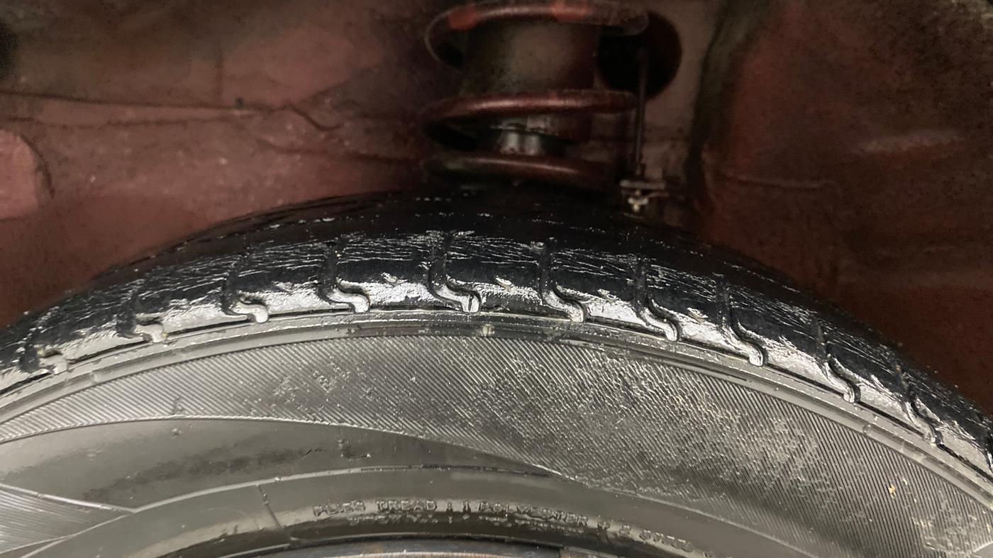 2017 Maruti Alto K10 VXI, Petrol, Manual, 58,157 km, Left Front Tyre Tread