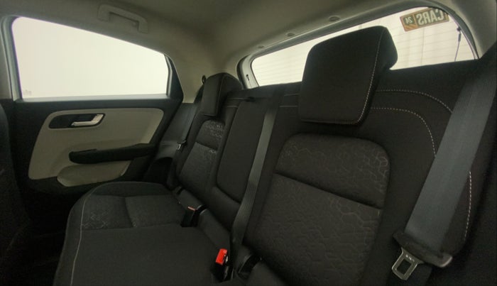 2022 Tata ALTROZ XZA, Petrol, Automatic, 10,448 km, Right Side Rear Door Cabin