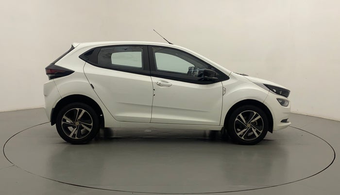2022 Tata ALTROZ XZA, Petrol, Automatic, 10,448 km, Right Side