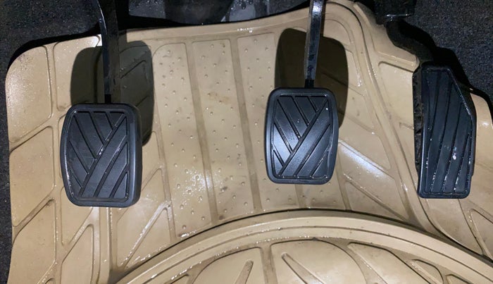 2019 Maruti New Wagon-R ZXI 1.2, Petrol, Manual, 77,866 km, Pedals