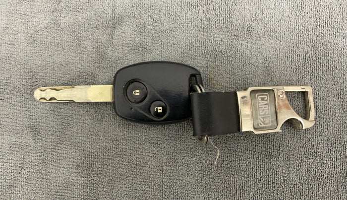 2013 Honda Brio S MT, Petrol, Manual, 70,283 km, Key Close Up