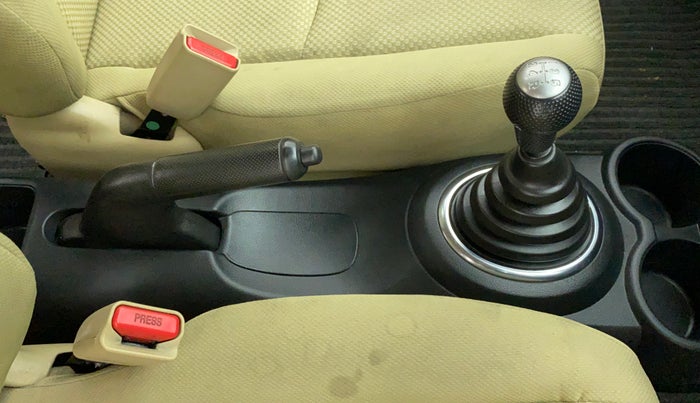 2013 Honda Brio S MT, Petrol, Manual, 70,283 km, Gear Lever