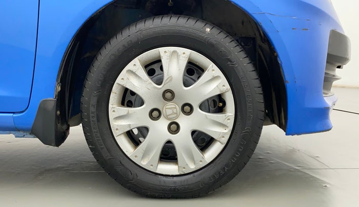 2013 Honda Brio S MT, Petrol, Manual, 70,283 km, Right Front Wheel