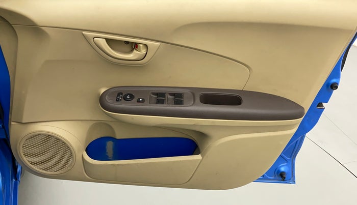 2013 Honda Brio S MT, Petrol, Manual, 70,283 km, Driver Side Door Panels Control