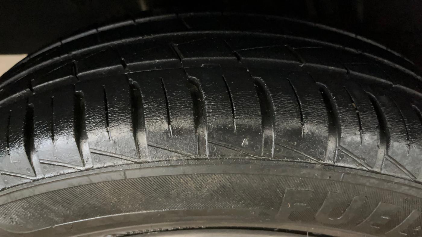 2019 Renault Kwid CLIMBER 1.0 (O), Petrol, Manual, 27,138 km, Right Rear Tyre Tread