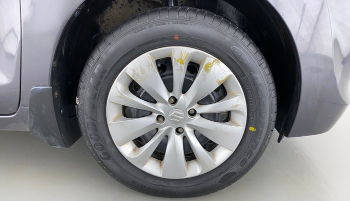 2017 Maruti Baleno DELTA 1.2 K12, Petrol, Manual, 65,107 km, Right Front Wheel