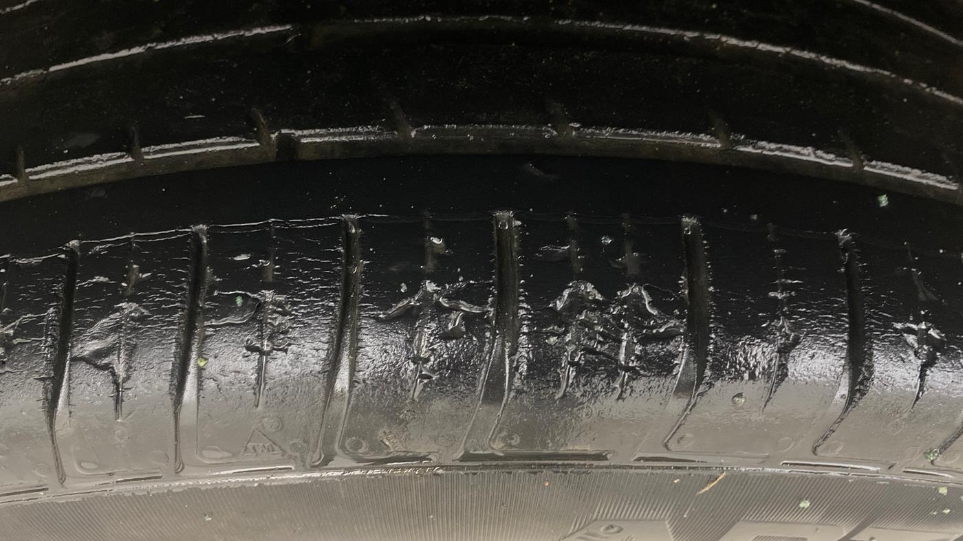 2020 Renault Duster RXZ 1.3 TURBO PETROL MT, Petrol, Manual, 61,474 km, Right Rear Tyre Tread