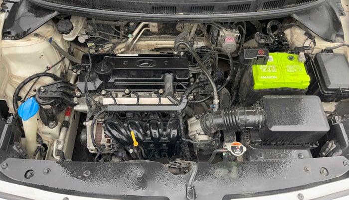 2017 Hyundai i20 Active 1.2 SX, Petrol, Manual, 71,920 km, Engine View
