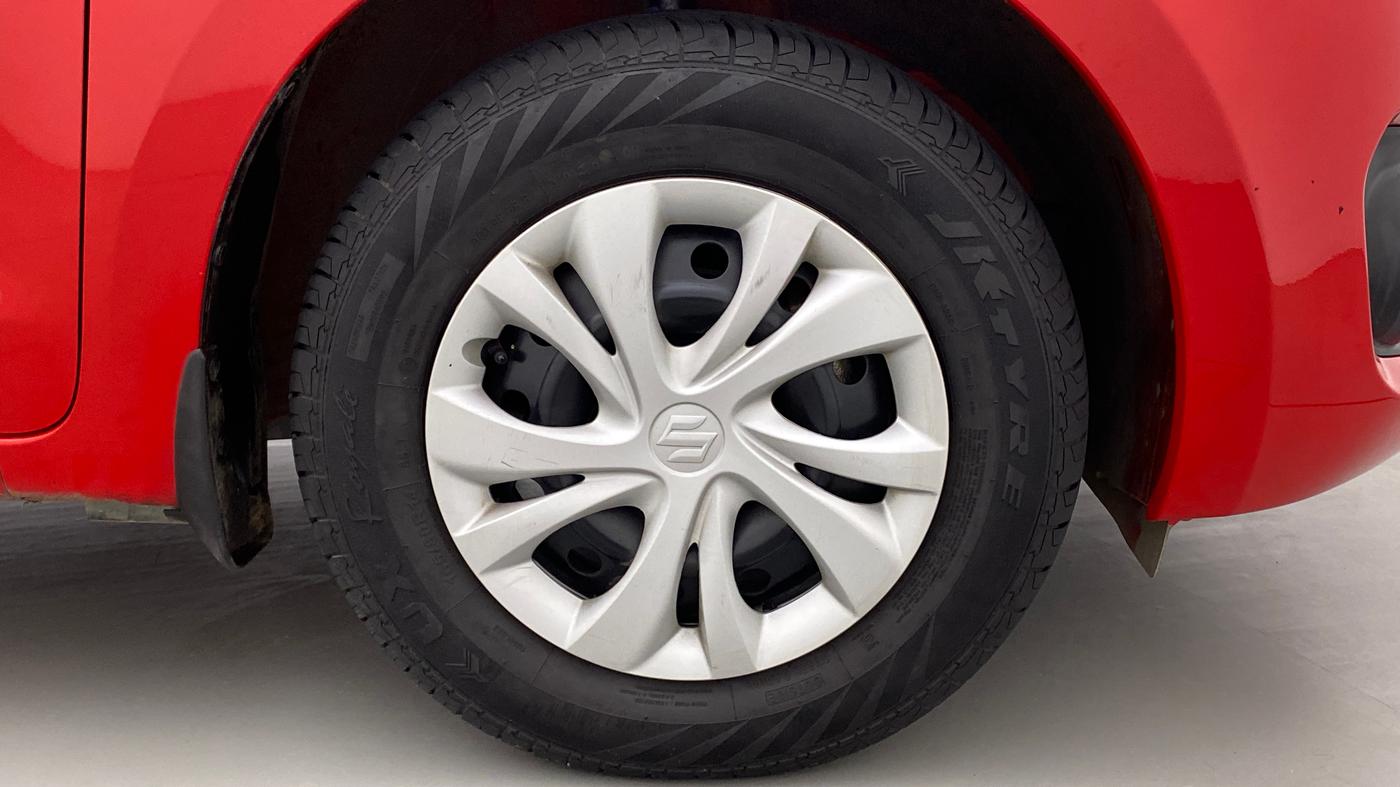 2020 Maruti Swift VXI, Petrol, Manual, 19,365 km, Right Front Wheel
