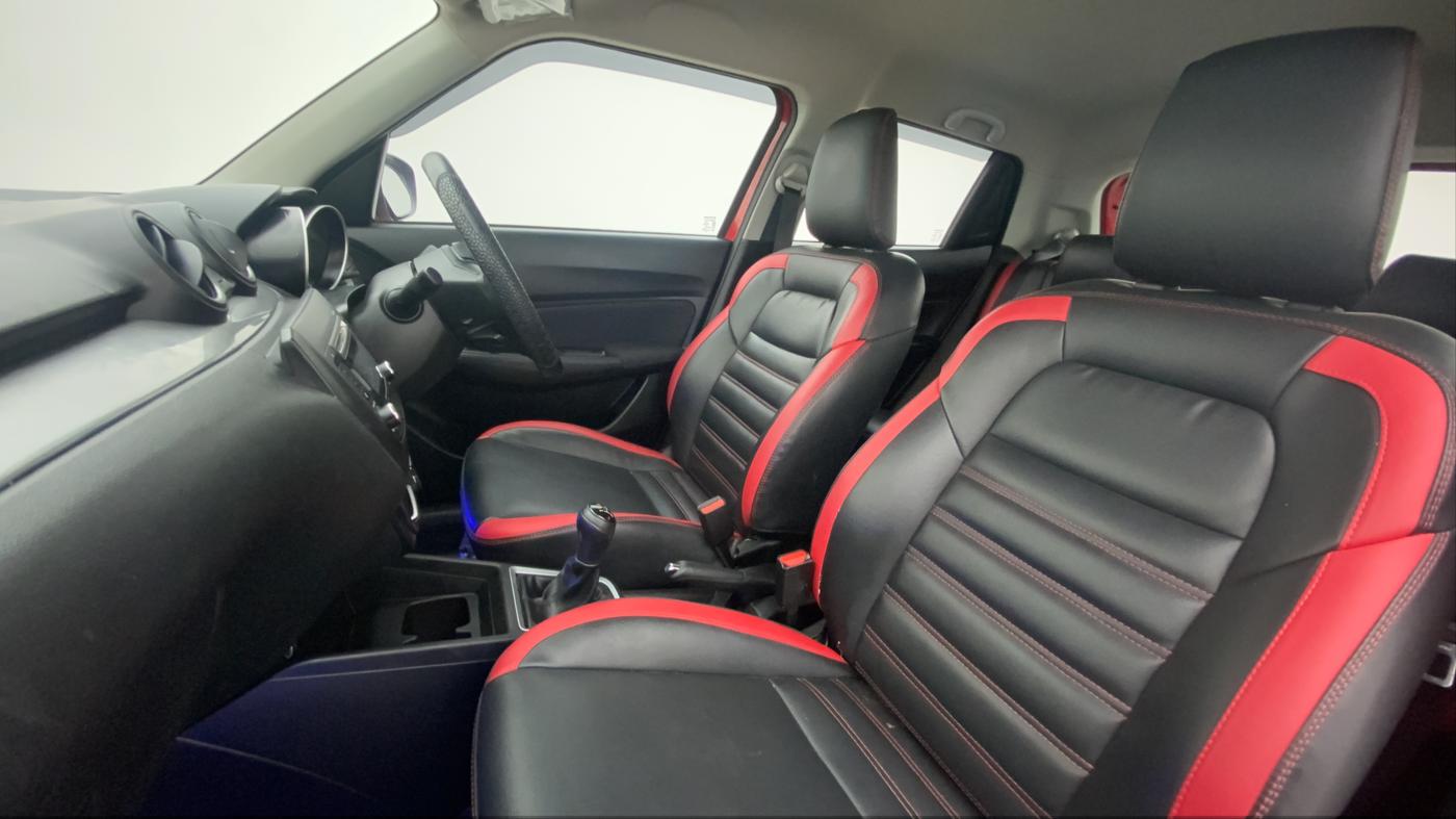 2020 Maruti Swift VXI, Petrol, Manual, 19,365 km, Right Side Front Door Cabin