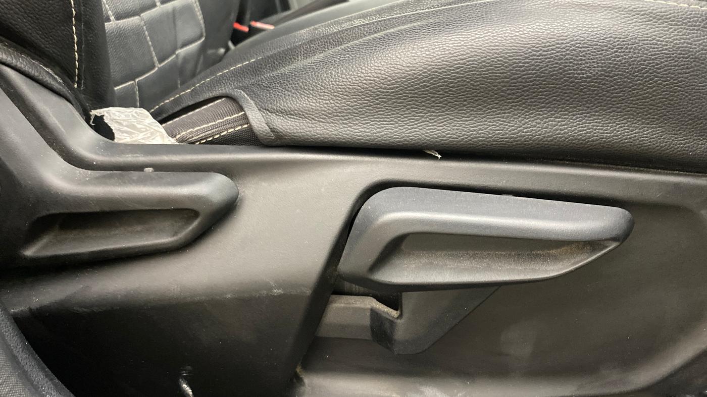 2021 Tata Tiago XZ PLUS PETROL, Petrol, Manual, 48,766 km, Driver Side Adjustment Panel