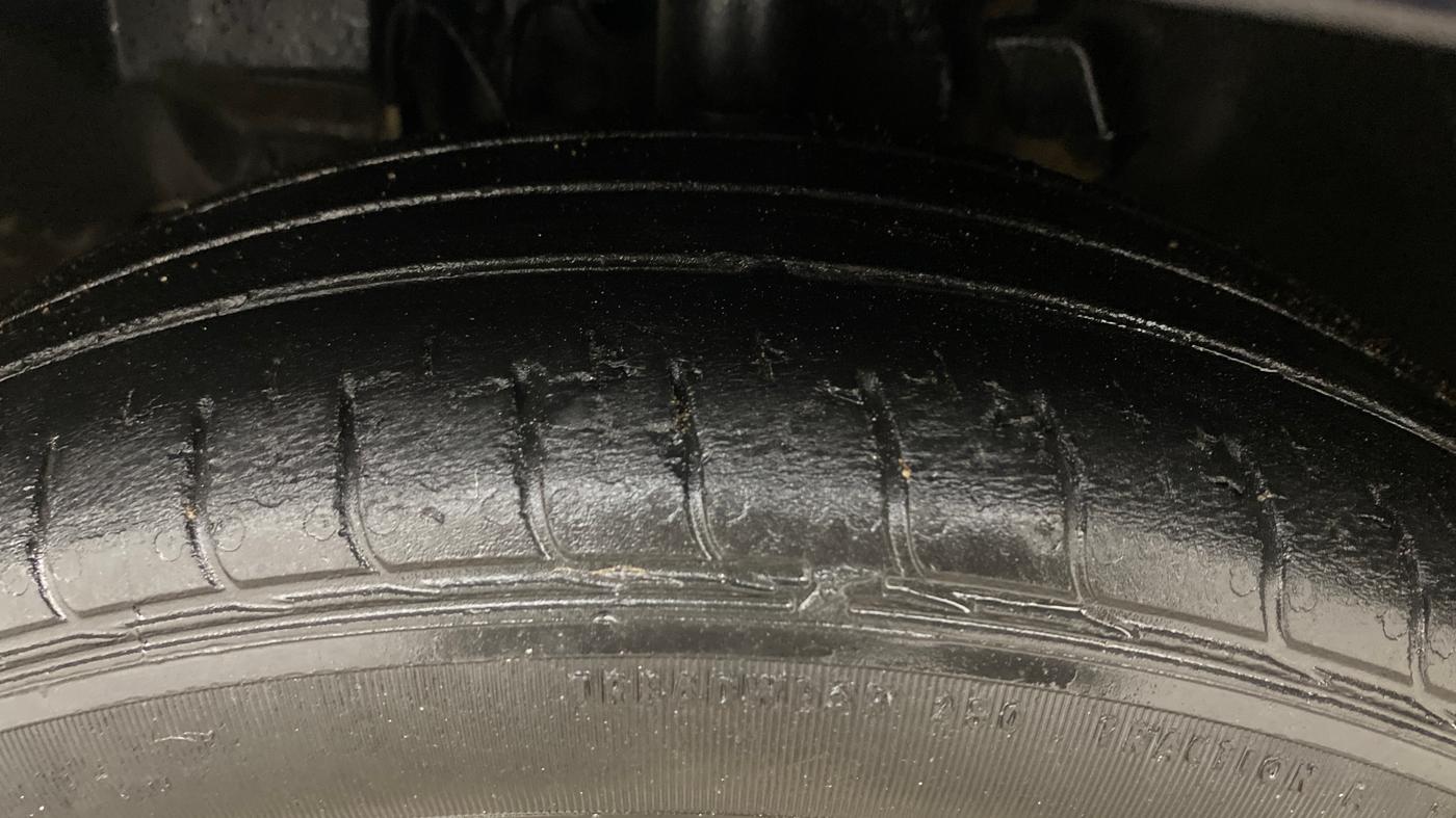2021 Tata Tiago XZ PLUS PETROL, Petrol, Manual, 48,766 km, Left Front Tyre Tread