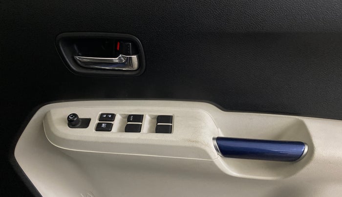 2022 Maruti IGNIS DELTA 1.2 AMT, Petrol, Automatic, 12,562 km, Driver Side Door Panels Control