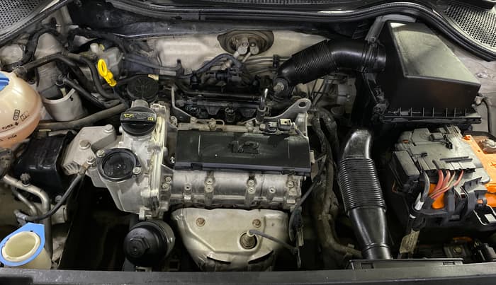 2017 Volkswagen Ameo HIGHLINE1.2L, Petrol, Manual, 53,598 km, Engine View