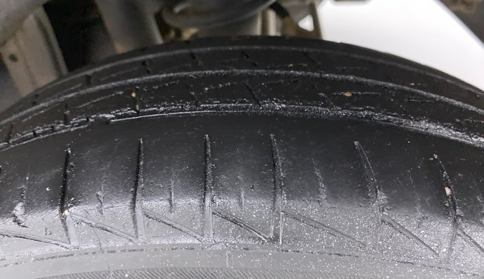 2020 Maruti Alto LXI, Petrol, Manual, 52,141 km, Left Rear Tyre Tread