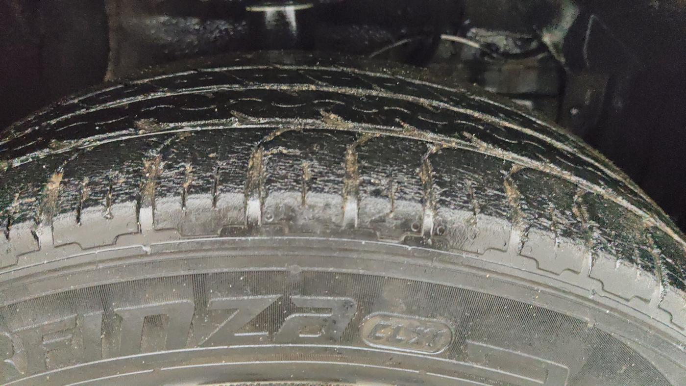 2020 Maruti Vitara Brezza VXI, Petrol, Manual, 1,02,160 km, Right Front Tyre Tread
