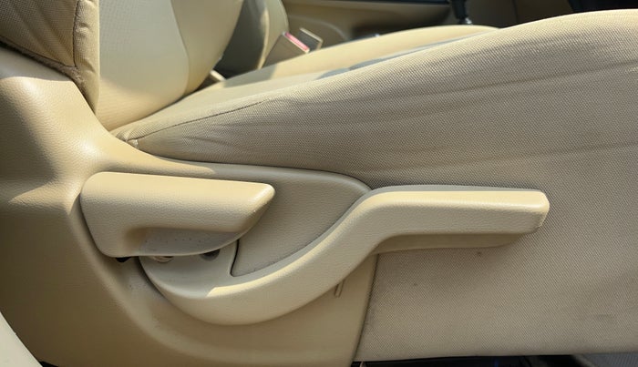 2017 Honda Amaze 1.2L I-VTEC S, Petrol, Manual, 69,673 km, Driver Side Adjustment Panel