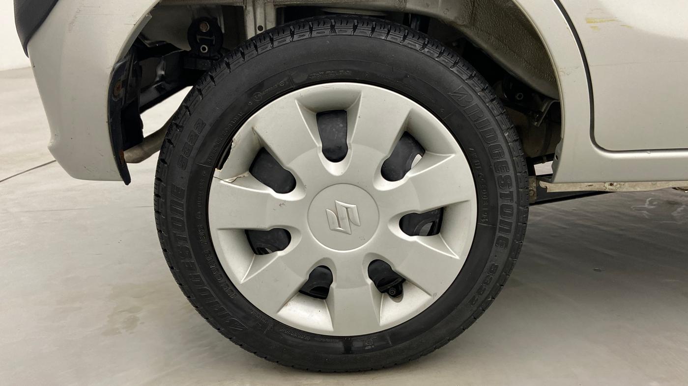 2019 Maruti Alto K10 VXI, Petrol, Manual, 25,756 km, Right Rear Wheel