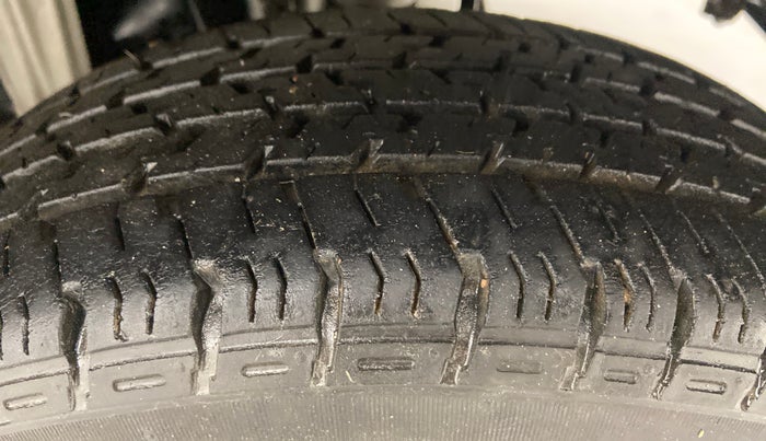 2019 Maruti Alto K10 VXI, Petrol, Manual, 25,756 km, Left Rear Tyre Tread