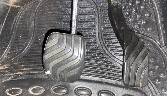 2022 Renault Kwid CLIMBER 1.0 AMT, Petrol, Automatic, 28,803 km, Pedals