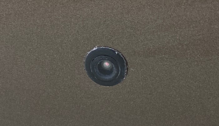 2018 Volkswagen Ameo TRENDLINE 1.0L, CNG, Manual, 1,32,995 km, Parking Camera