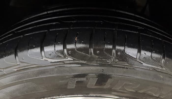 2020 Tata NEXON XZA PLUS SUNROOF PETROL, Petrol, Automatic, 23,501 km, Left Front Tyre Tread